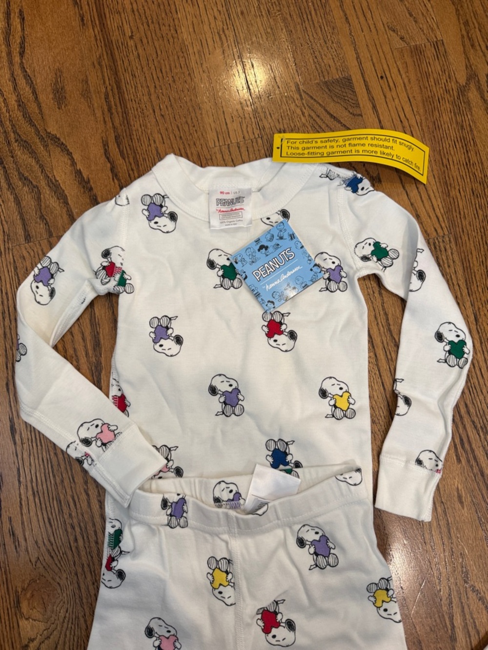 Hanna Andersson Peanuts White Kids Pajama Set with Snoopy & Colorful Hearts -3T